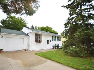 596 Dawn Rd, Madison, OH 44057