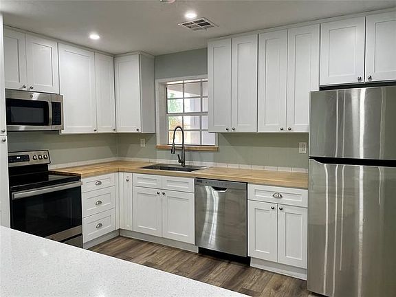 4th image of 437 Cypress Ln