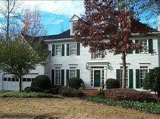 180 Galesburg Dr, Lawrenceville, GA 30044