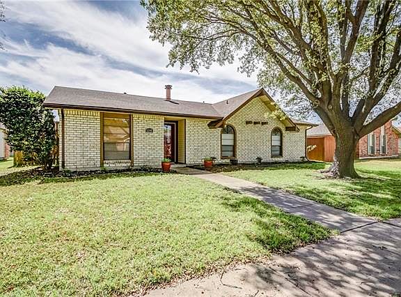 3rd image of 5208 Bartlett Dr