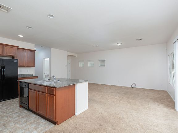 5th image of 2875 Rough Green St
