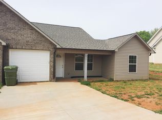 217 Mary High Dr, Wellford, SC 29385