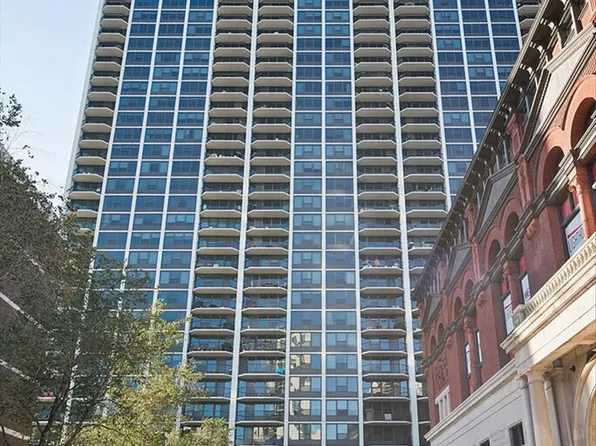 1560 N Sandburg Ter APT 2607J, Chicago, IL 60610