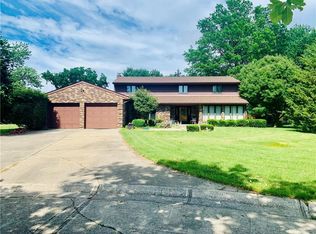 1209 N Oak St, Elwood, IN 46036