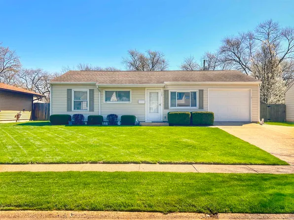 2309 Summerfield Dr, Lafayette, IN 47909