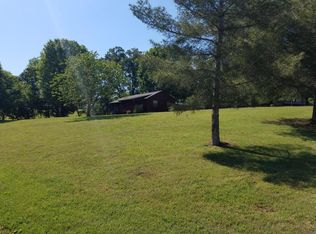 3209 Howell Rd, Mascot, TN 37806