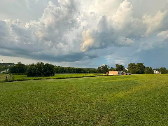 2nd image of 396 Burkett Flat Rd