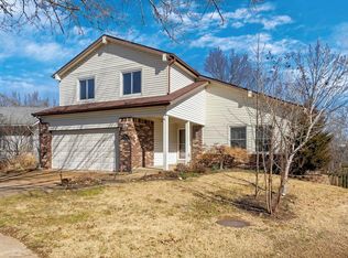 557 Red Bridge Ct, Ballwin, MO 63021
