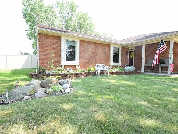 2nd image of 8909 Emeraldgate Dr