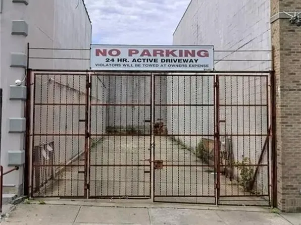 258 47th St, Brooklyn, NY 11220