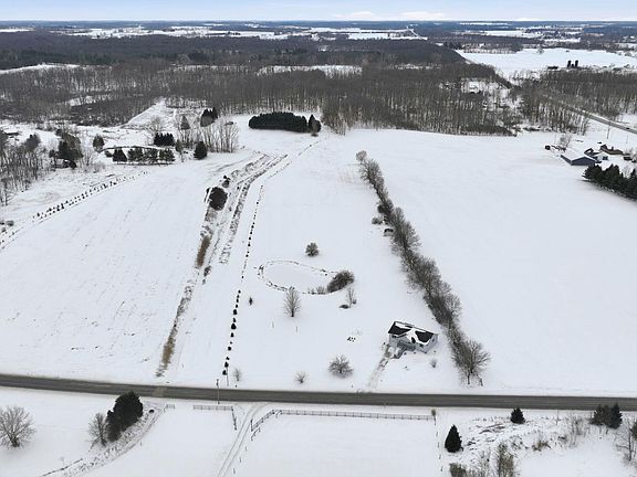 2nd image of 200 E Baseline Rd