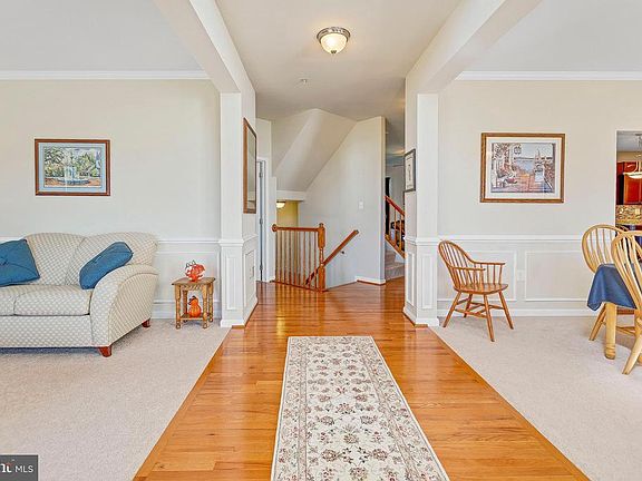 2nd image of 43000 Heritage Dr