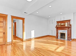 3725 N Fremont St #2, Chicago, IL 60613