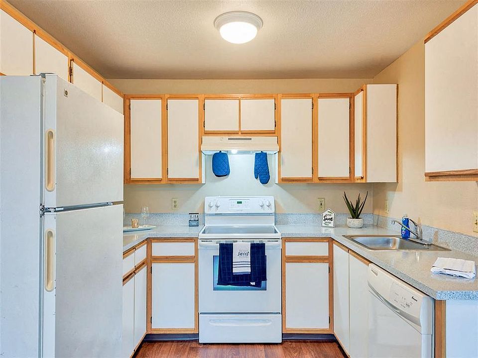 Bristol Court Apartment Rentals Milwaukie, OR Zillow