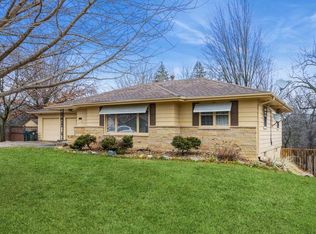 1606 Prairie Du Chien Rd, Iowa City, IA 52245