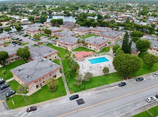 12800 SW 43rd Dr APT 103-B, Miami, FL 33175