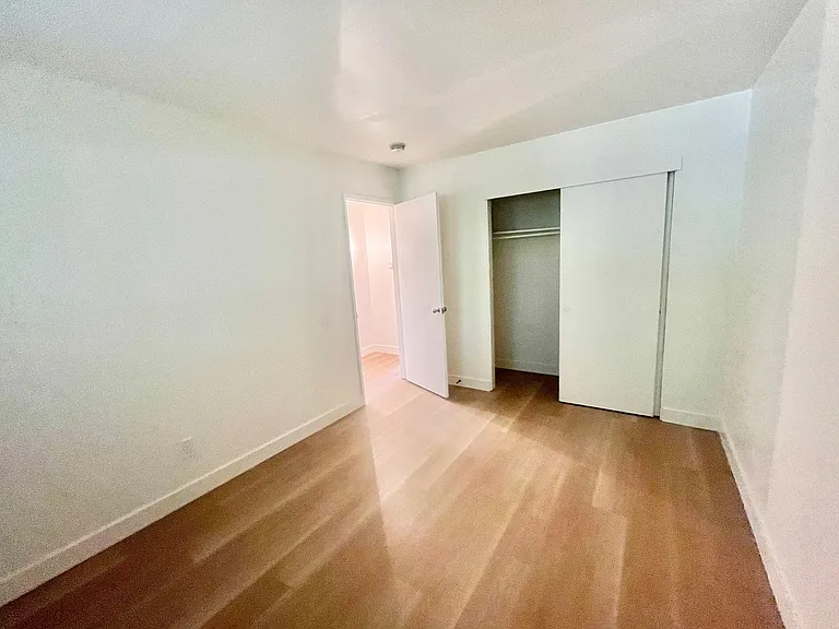 516 K St #C — Photo 12
