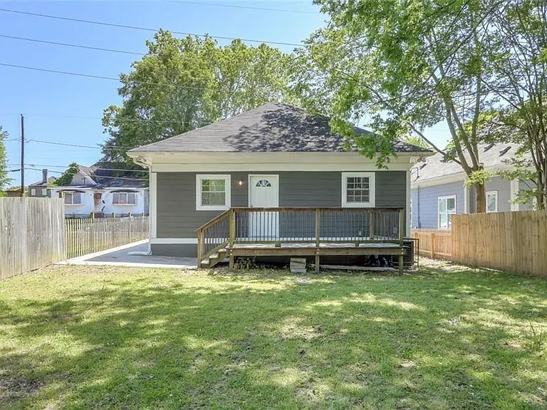 679 Jones Ave NW — Photo 22