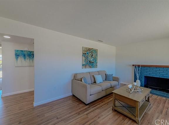 4th image of 677 Montebello Pl
