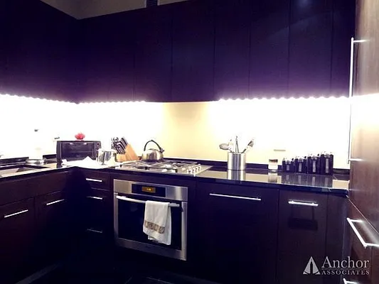 Rented by Anchor Associates | media 24