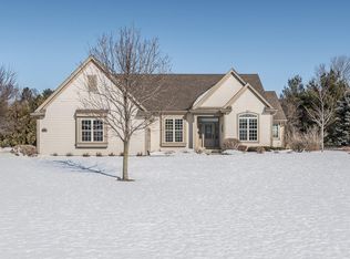 1312 Windy Knoll Dr, Hubertus, WI 53033