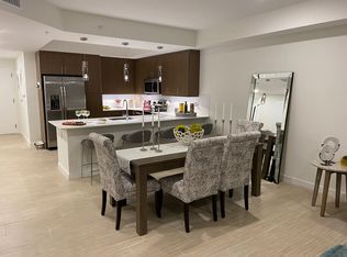 6840 NW 7th St, Miami, FL 33126