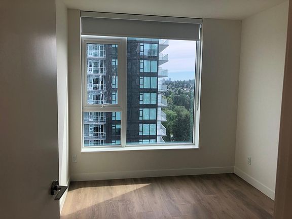 5th image of 318 Alderson Ave #1906