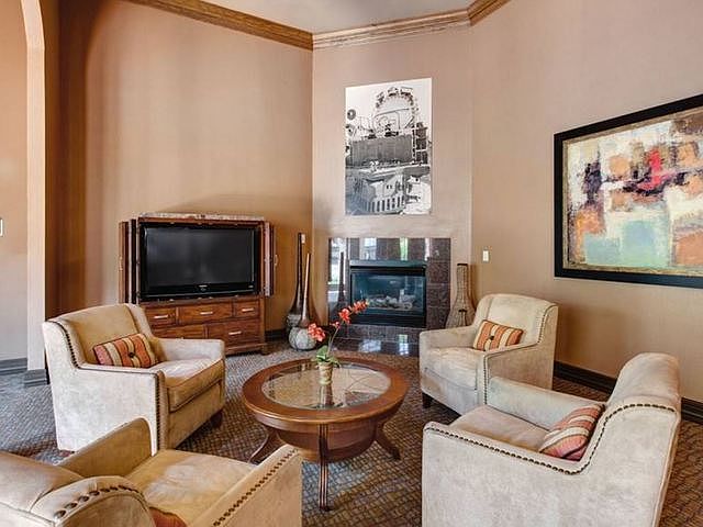 1st image of 2601 W 7th St APT 0118