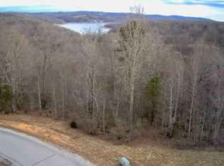 540 Hickory Way, La Follette, TN 37766