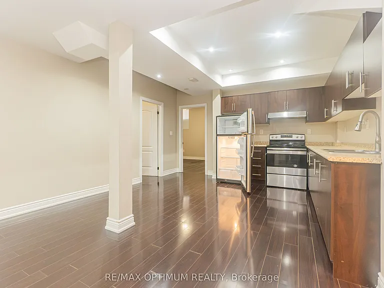3 Lampman Cres #BASEMENT — Photo 6