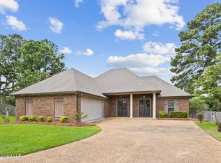 413 Apple Blossom Cv, Brandon, MS 39047