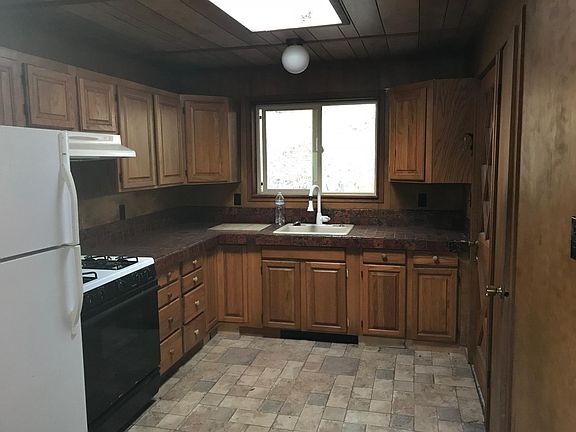 4th image of 3 Laurel Ave