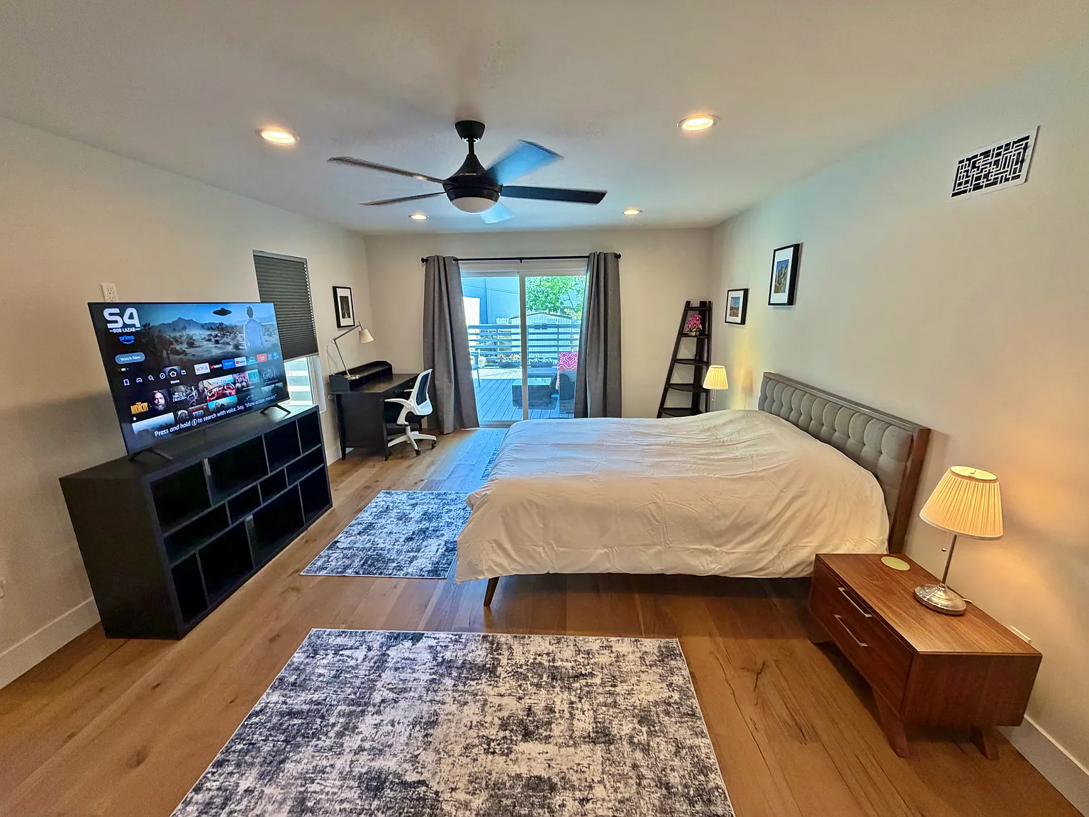 3 bed, 2027 sqft, $2,600 — Photo 1
