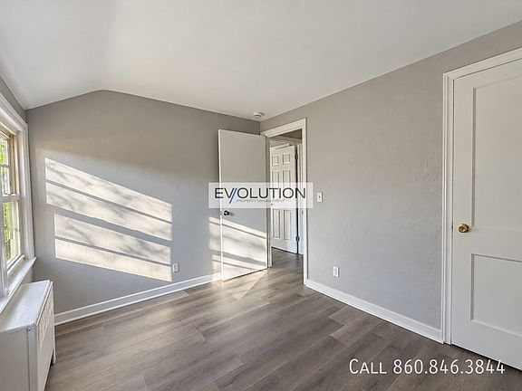 5th image of 151-154 Ridgeland Rd #153