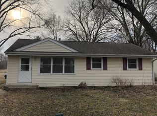 116 Pauline Ave, Crystal Lake, IL 60014