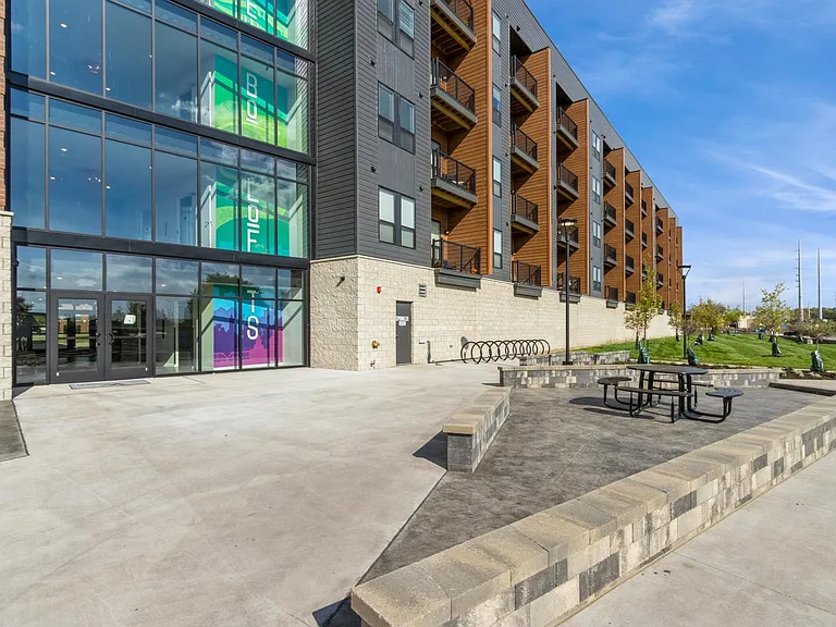 NewBo Lofts — Photo 41