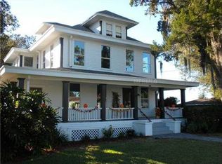 2208 Peninsular Dr, Haines City, FL 33844