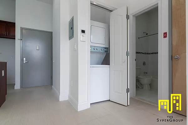 Rented by The Syper Group | media 15