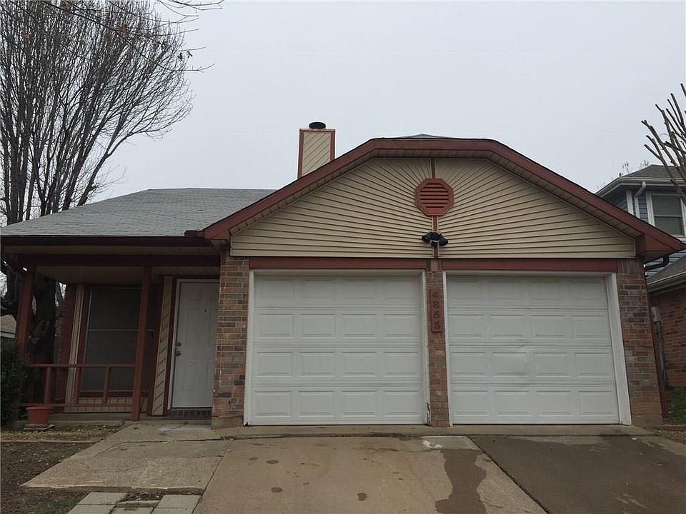 1st image of 4853 Woodstock Dr