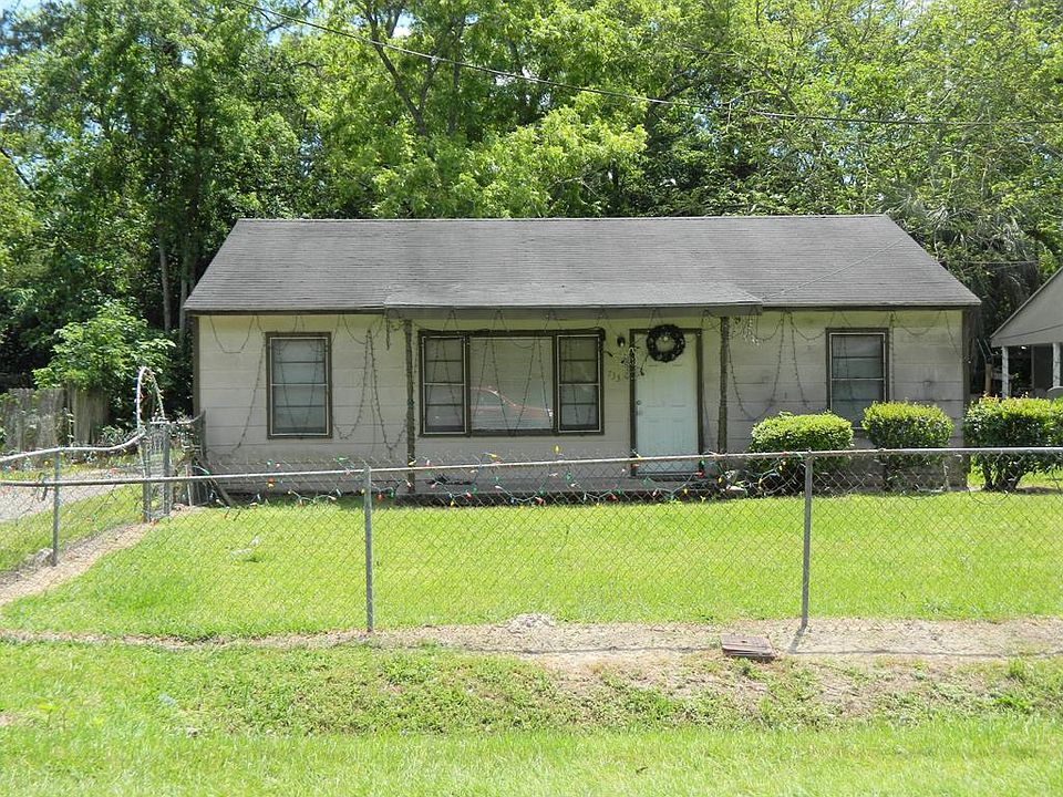 2nd image of 733 E Brookwood Pl