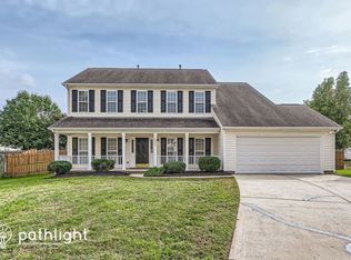 10202 Fairbourne Ct, Charlotte, NC 28269