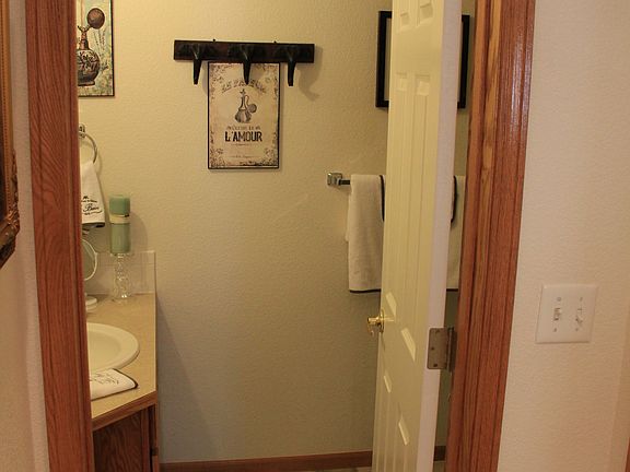 Guest bathroom