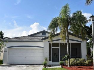 4588 SW 14th St, Deerfield Beach, FL 33442