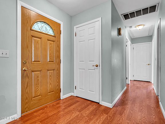 5th image of 316 Oak Lane