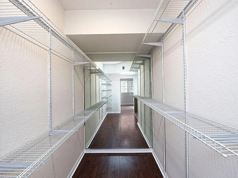 2400 Centergate Dr #202 — Photo 21