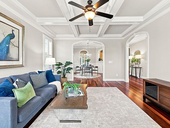 4th image of 5212 Greymoss Ln