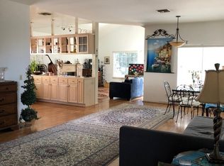 2561 Mayfield Ave, Montrose, CA 91020