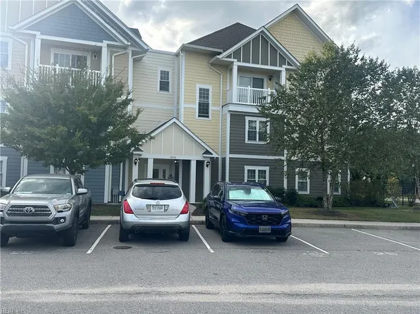 1016 Thoroughgood Way APT 101, Chesapeake, VA 23324