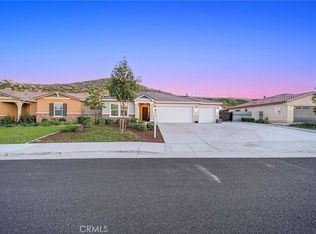 27777 Calle Talavera, Menifee, CA 92585