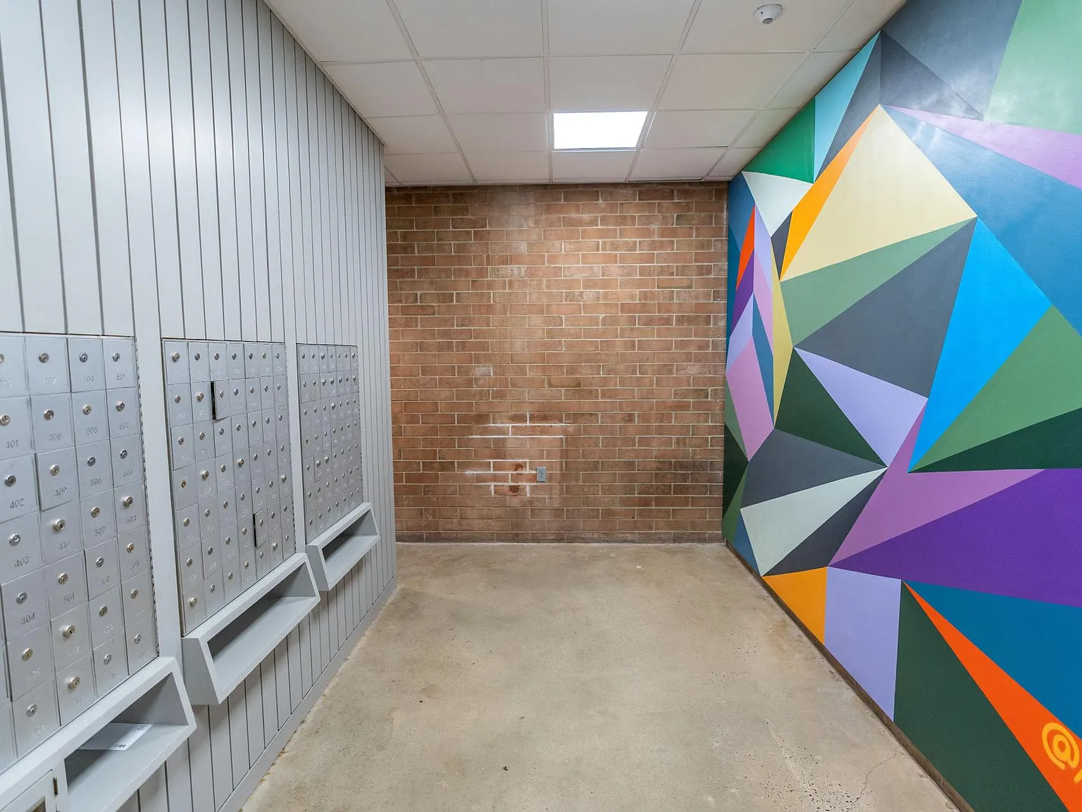 Skyline View Apartments — Photo 2
